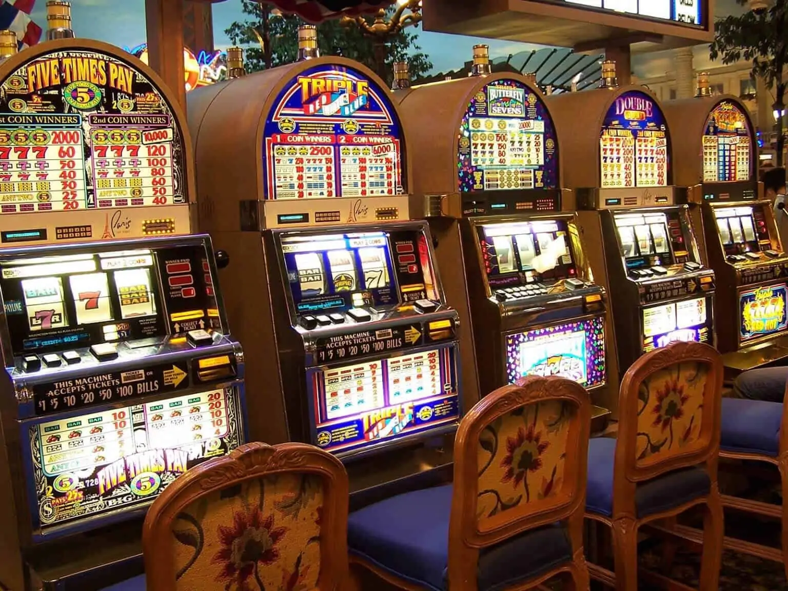 caratteristiche e leggi delle slot machine AAMS